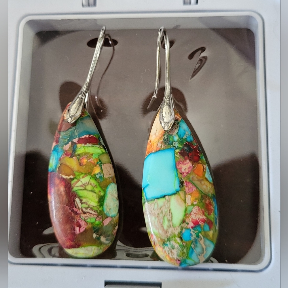 Natural stone multi-colored dangling earrings (pierced)